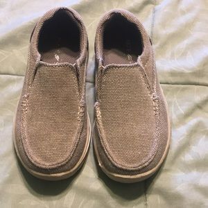 Gently used boys comfy dress shoes